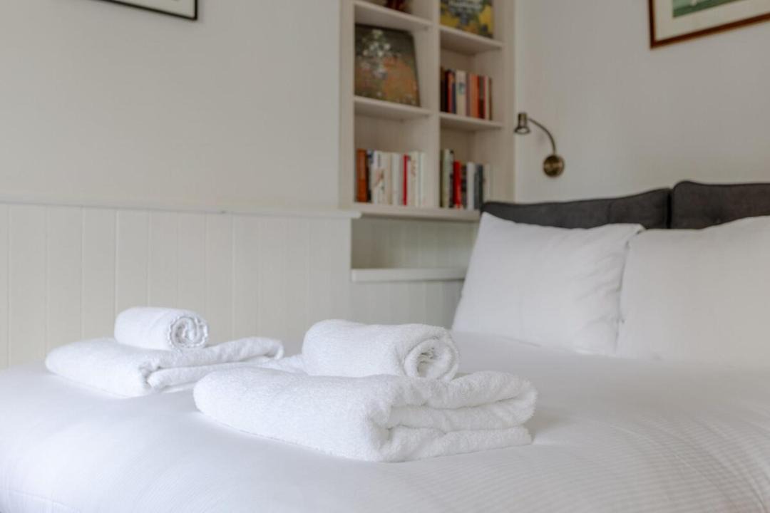 Photo of Others in Kennington