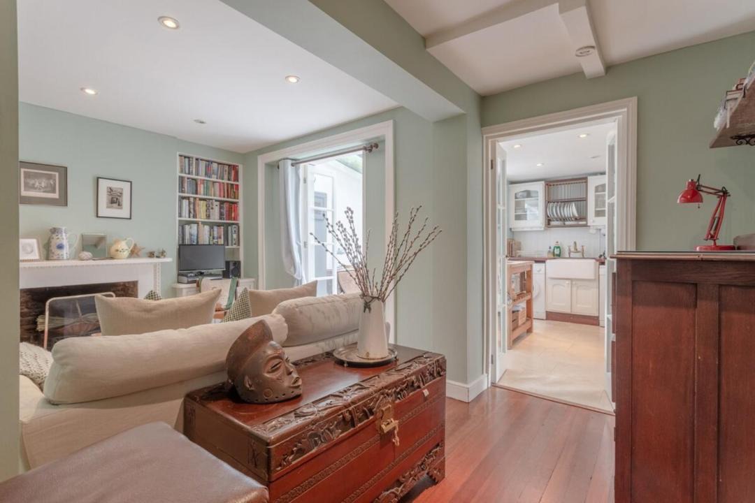 Photo of Livingroom in Kennington