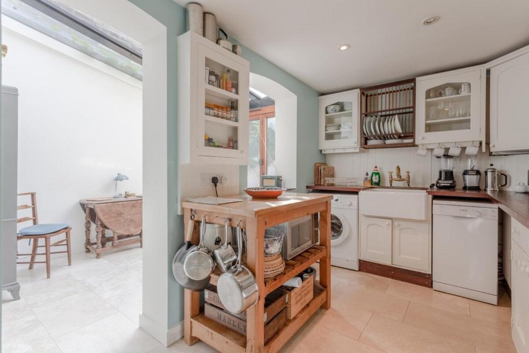 Photo of Livingroom in Kennington