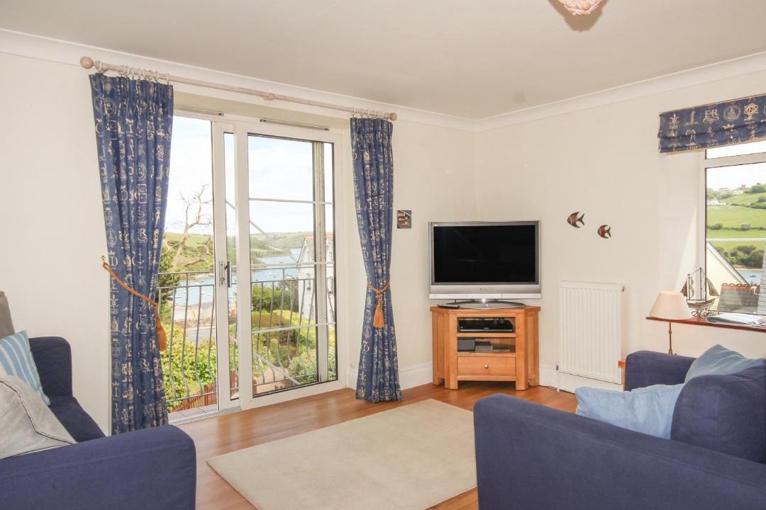 Photo of Livingroom in Salcombe