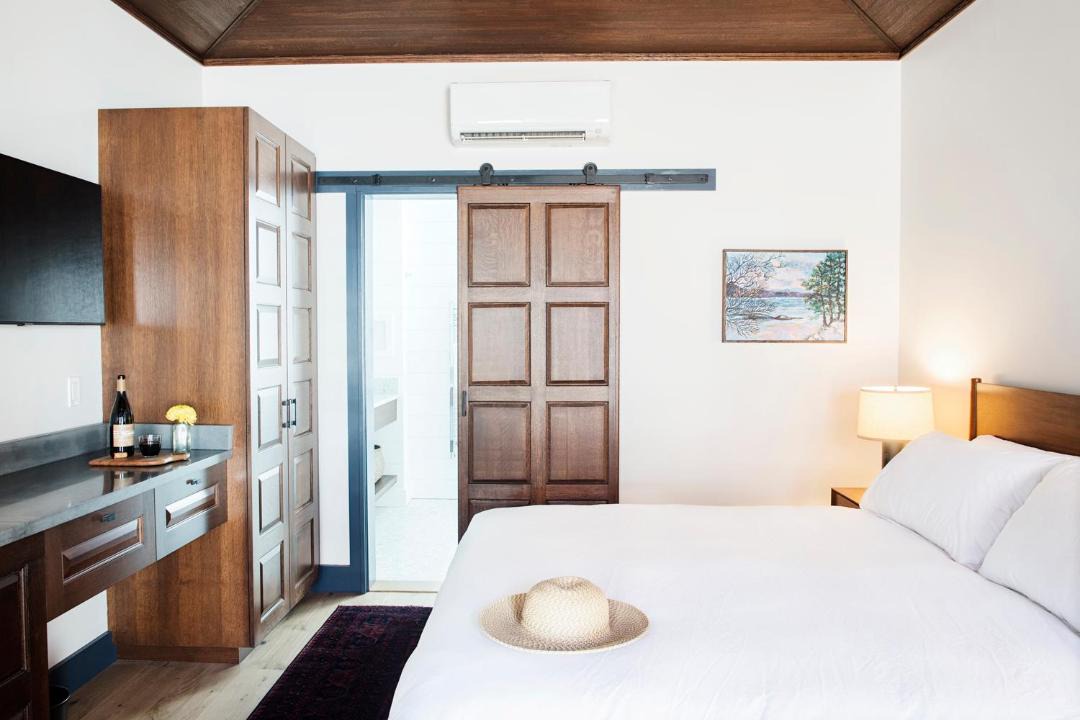 Photo of Others in East End