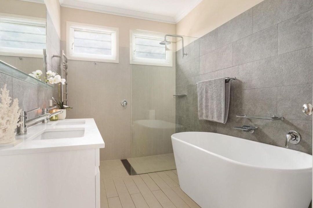 Photo of Bathroom in Currarong