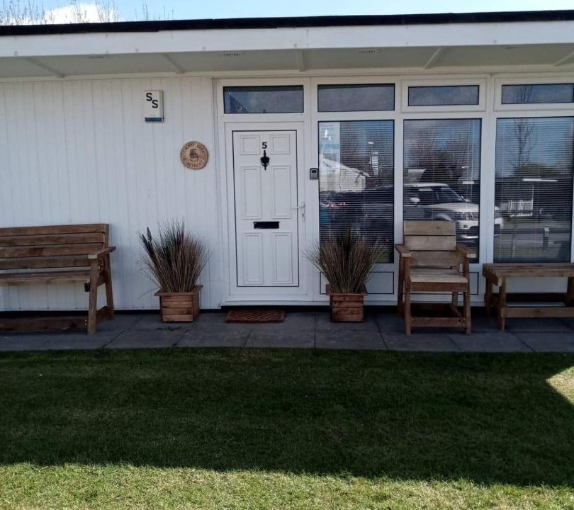 Photo of Buildings in Chapel Saint Leonards