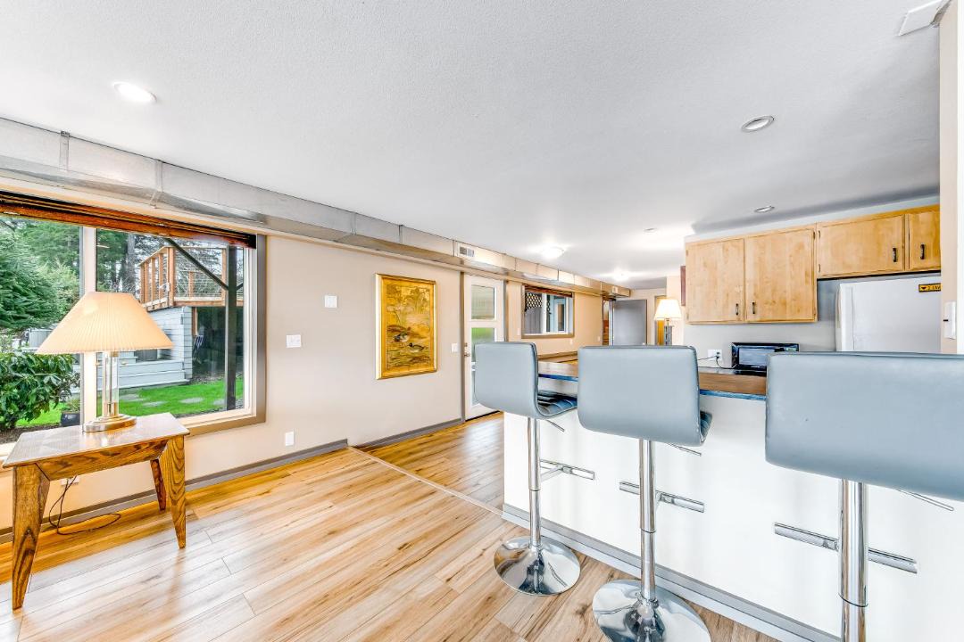 Photo of Others in Otis