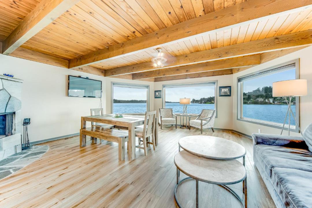 Photo of Others in Otis