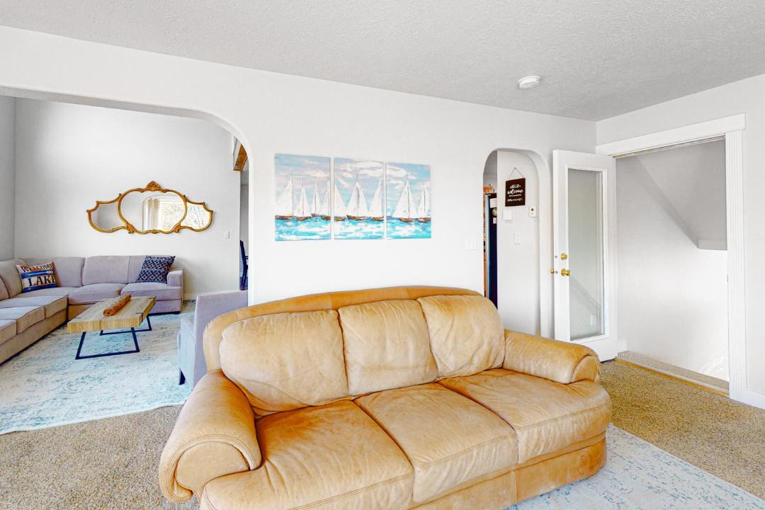 Photo of Others in Otis