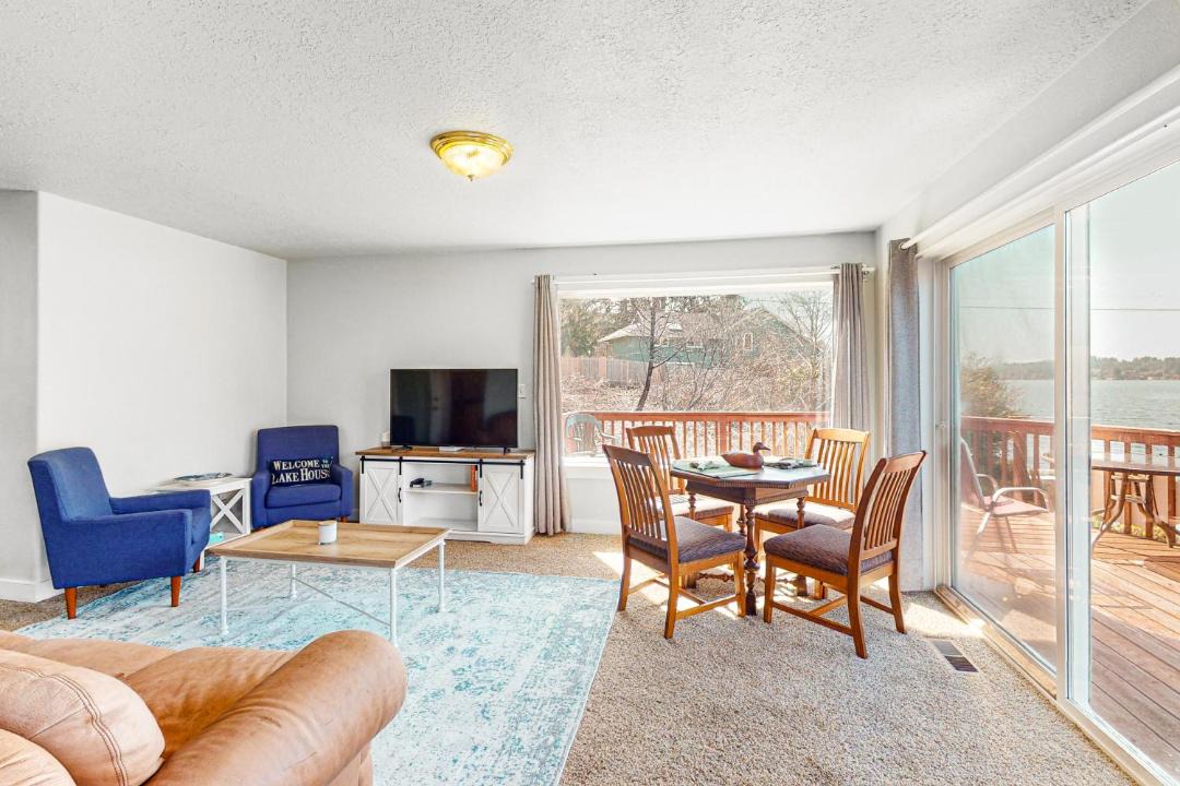 Photo of Others in Otis