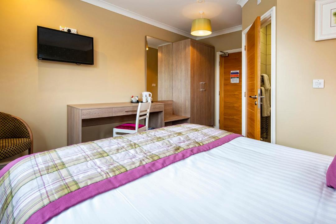 Photo of Bedroom in Saint Asaph