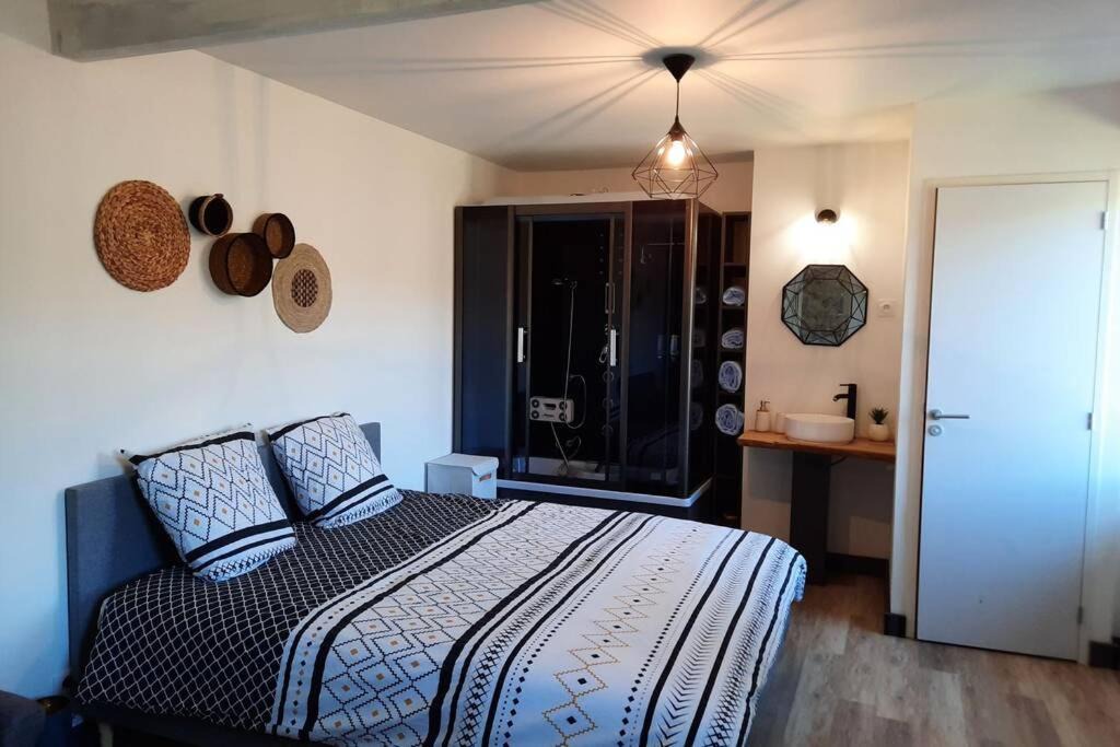 Photo of Others in Uzerche