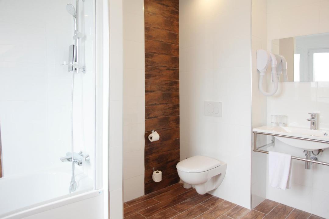 Photo of Others in Rolleboise