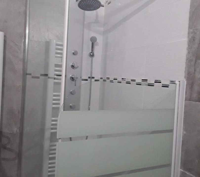 Photo of Bathroom in Ganges