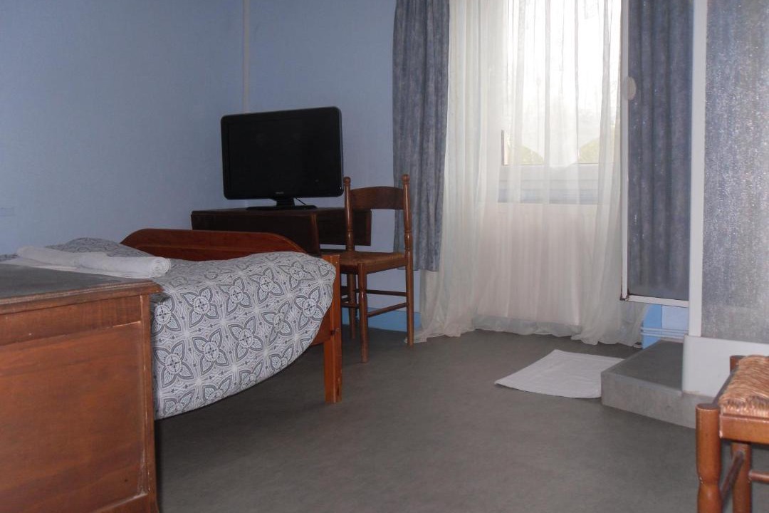 Photo of Others in Chalus