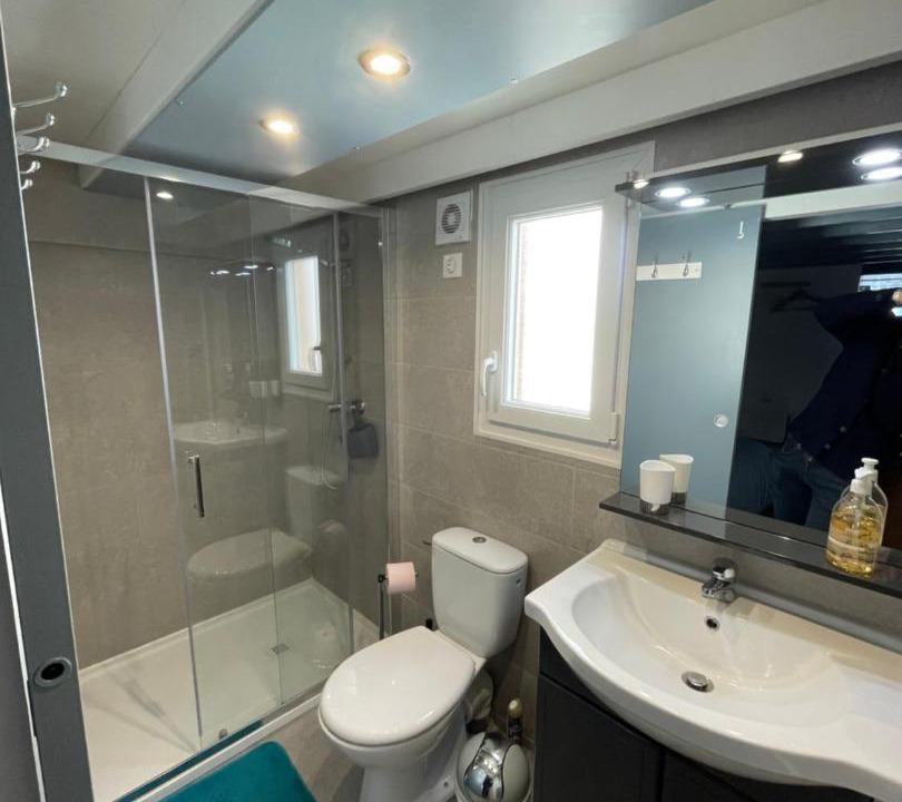 Photo of Bathroom in Fecamp