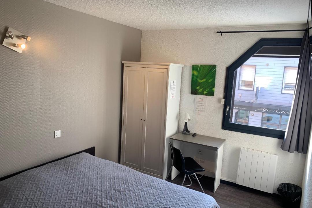 Photo of Bedroom in Coudekerque-Branche