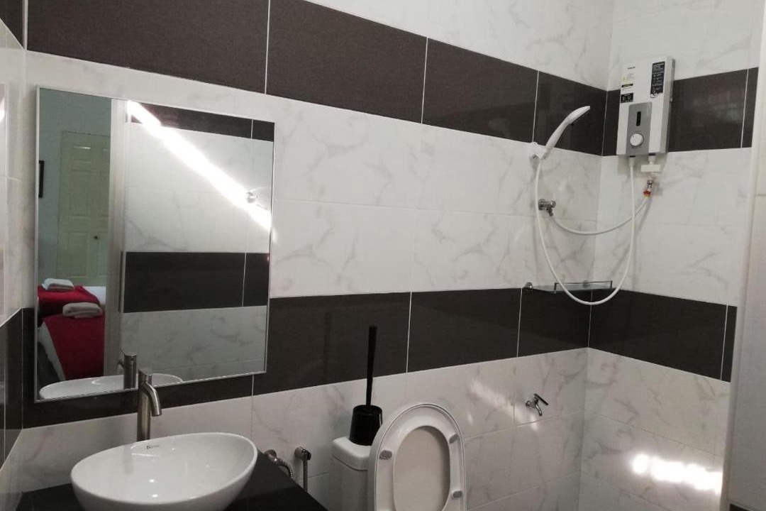 Photo of Others in Parit Raja