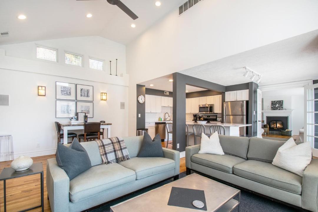 Photo of Others in Grand Beach