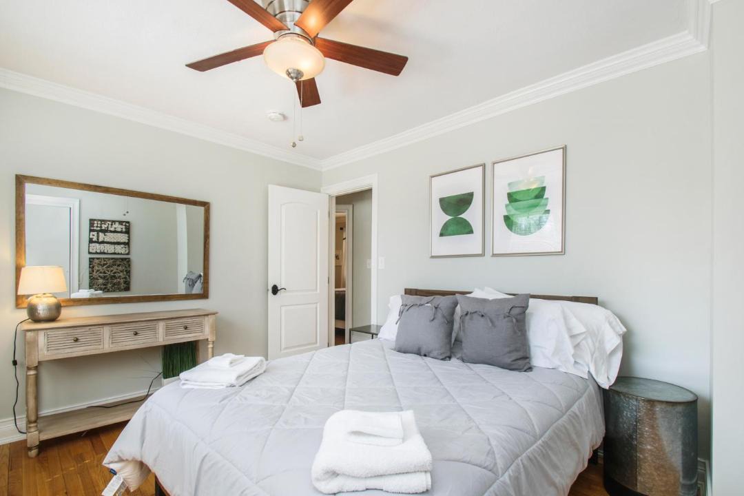 Photo of Bedroom in Grand Beach