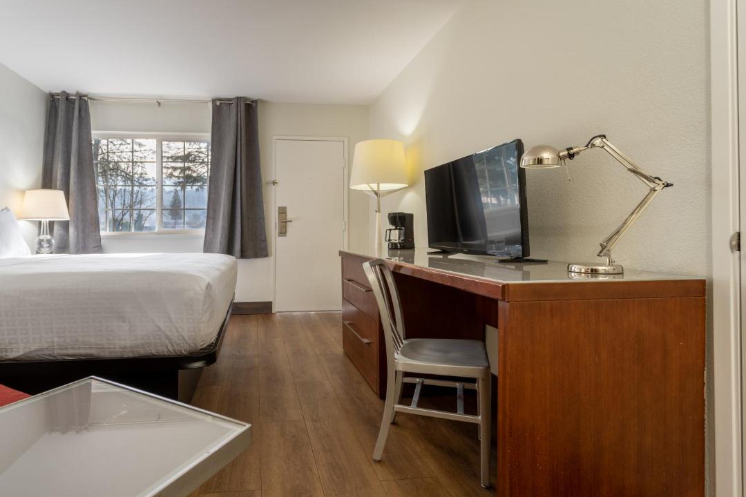 Photo of Others in Roseburg