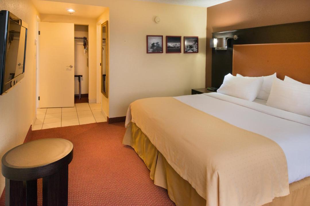 Photo of Bedroom in Interchange Square