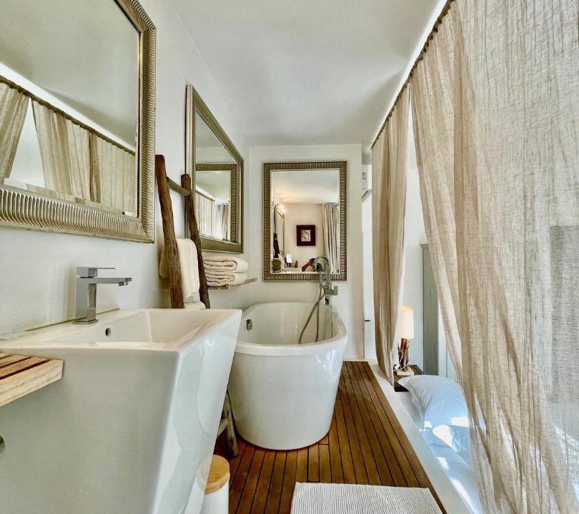 Photo of Others in Aigues-Mortes Medieval City