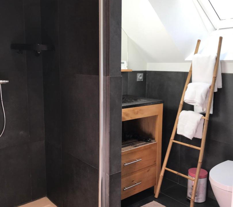 Photo of Bathroom in Saint-Lunaire