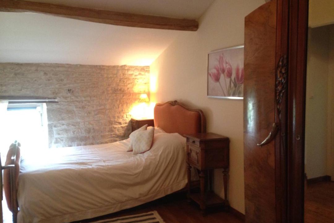 Photo of Bedroom in Duil-sur-le-Mignon