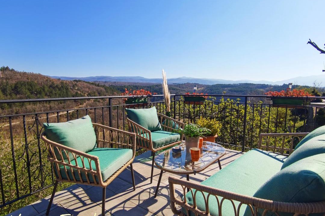 Photo of Patio Balcony in Grabri