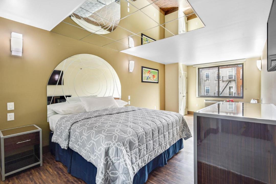 Photo of Bedroom in Bedford-Stuyvesant