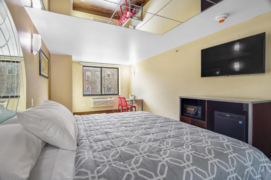 Photo of Bedroom in Bedford-Stuyvesant