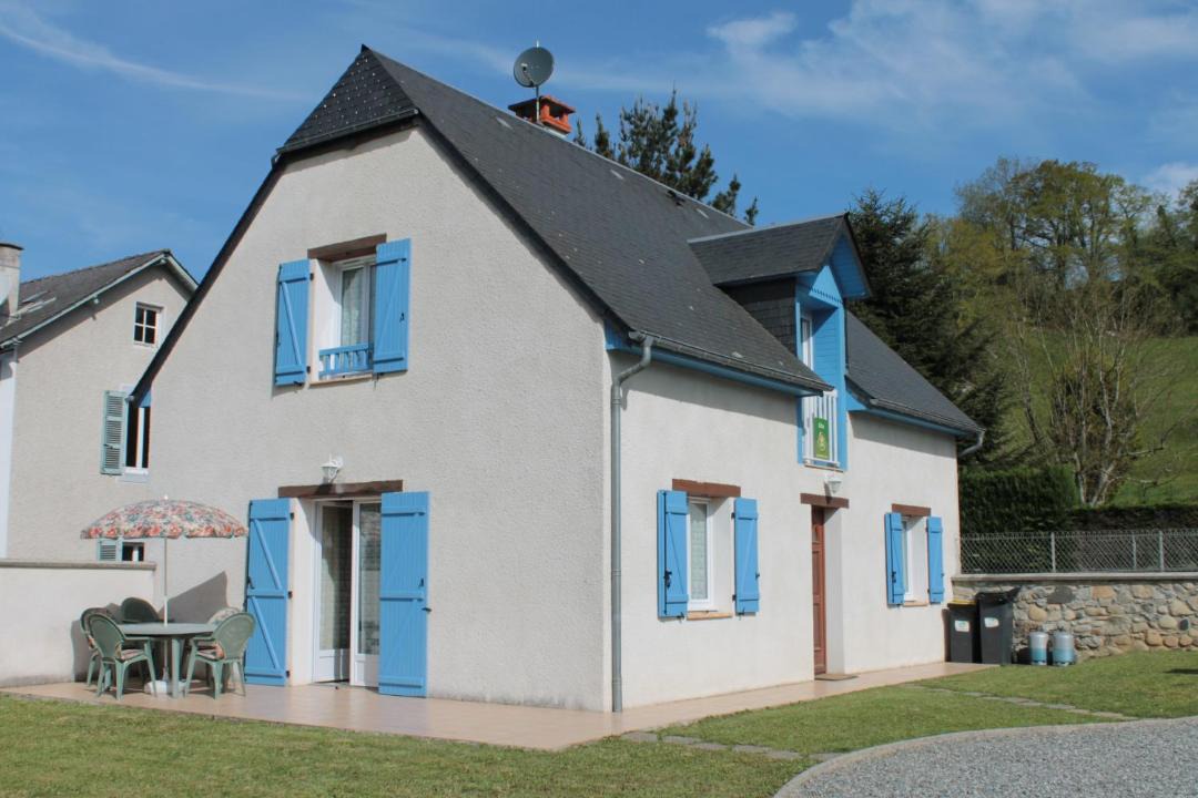 Photo of Buildings in Peyrouse