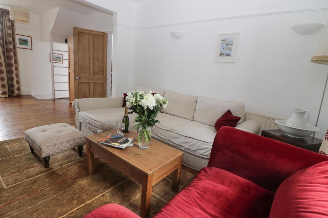 Photo of Livingroom in Mylor Churchtown