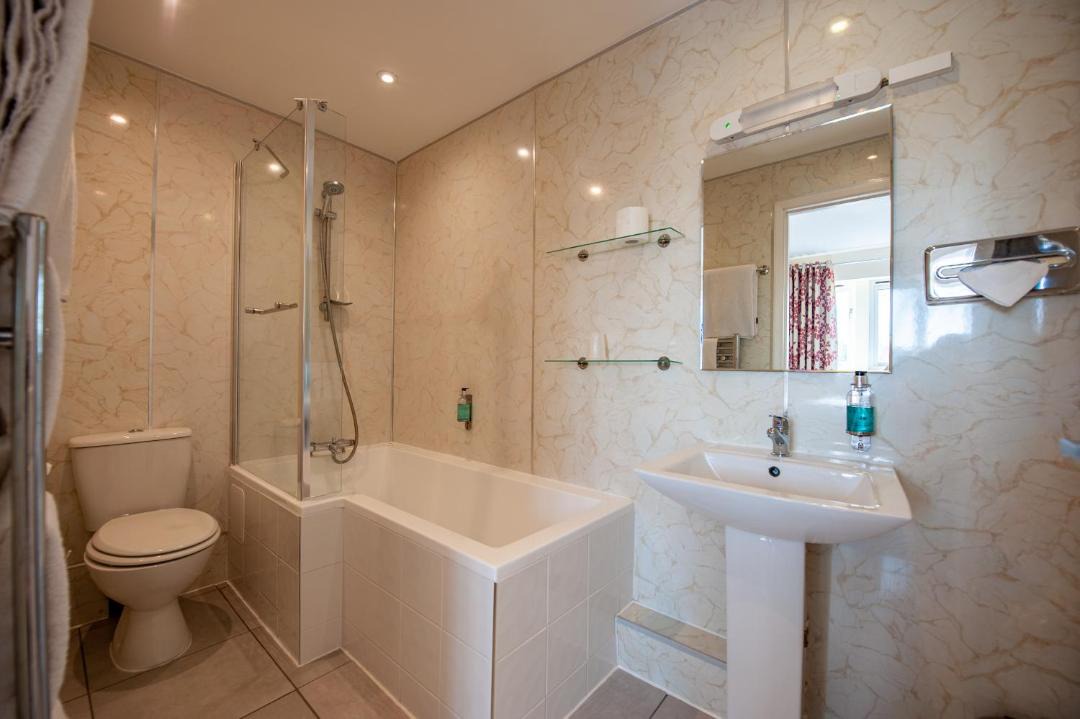 Photo of Others in Upper Harbledown