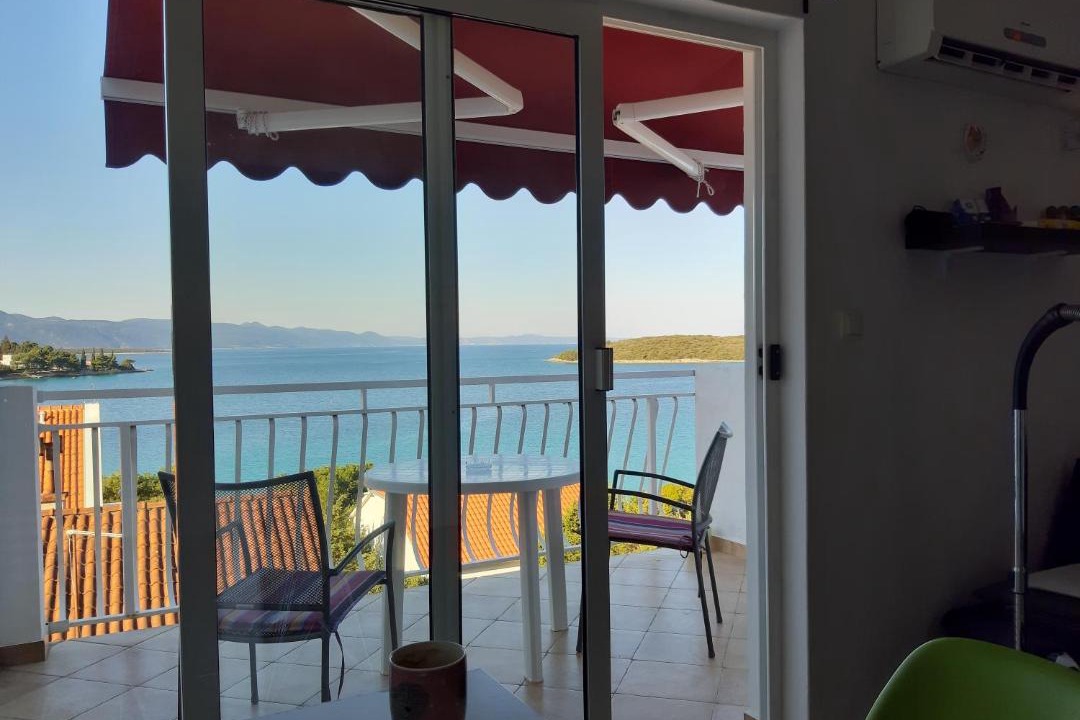 Photo of Patio Balcony in Loviste