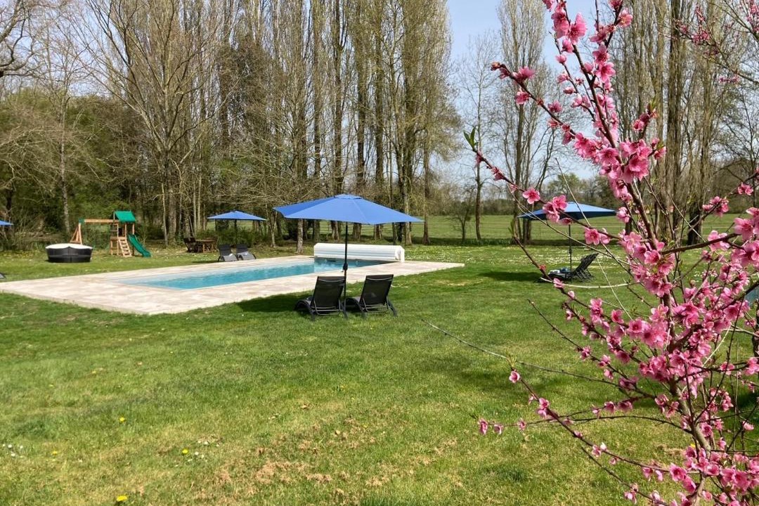 Photo of Outdoor in Saint-Hilaire-de-Loulay