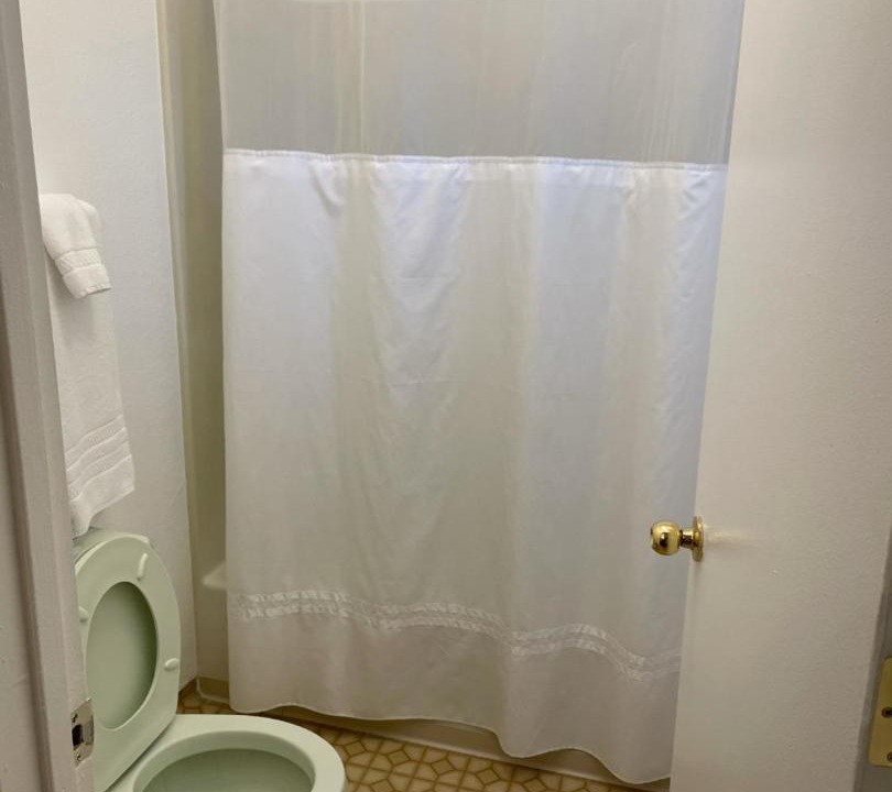 Photo of Bathroom in Lee Vining
