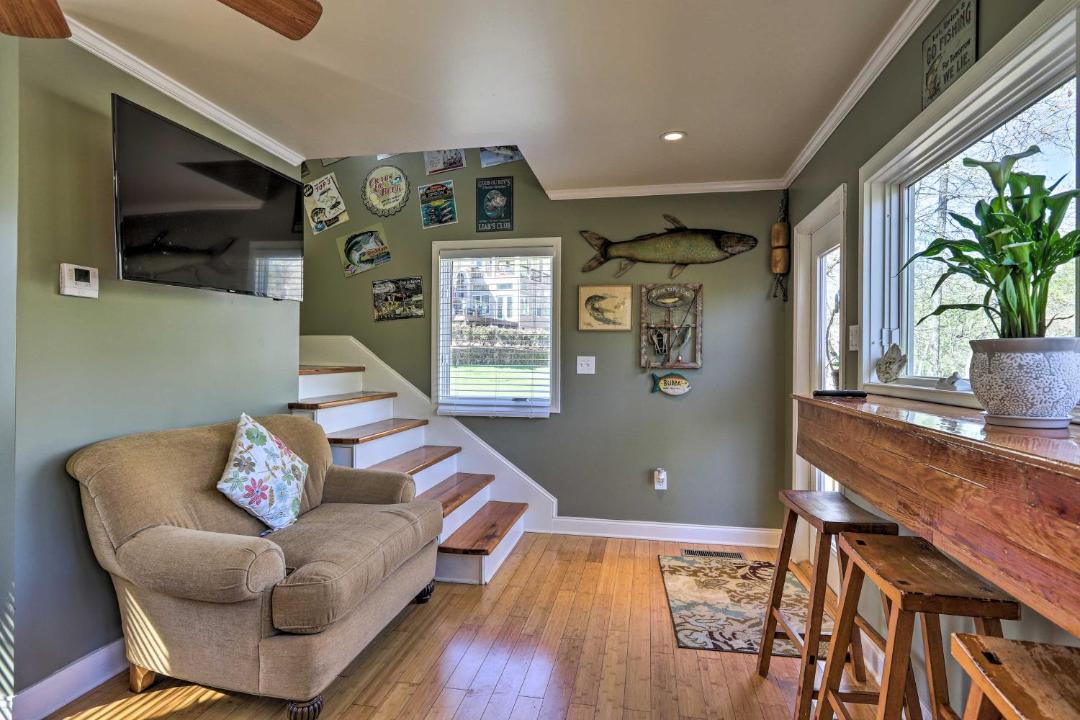 Photo of Others in Thomaston