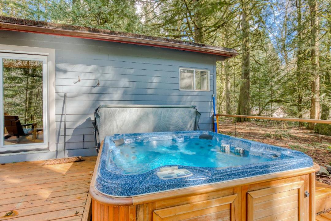 Photo of Others in Zigzag