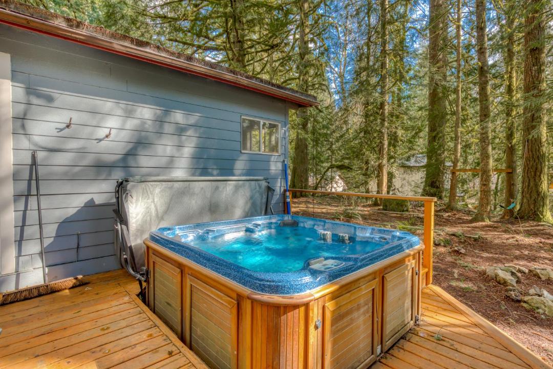 Photo of Others in Zigzag