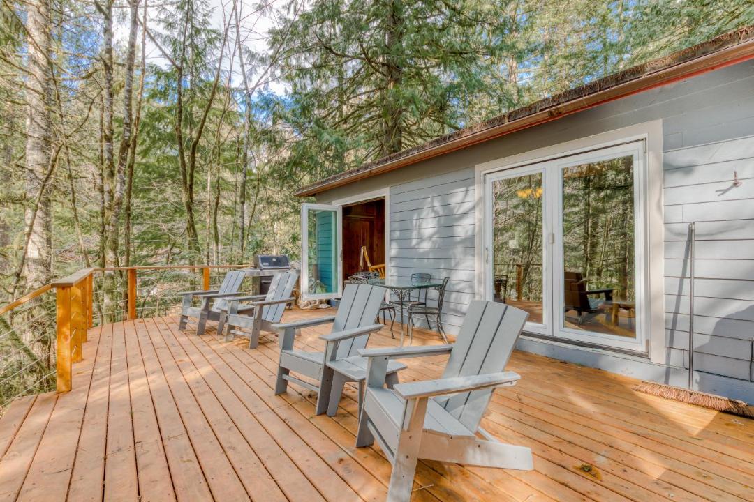 Photo of Others in Zigzag