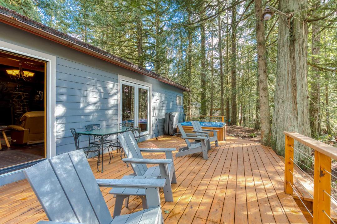 Photo of Others in Zigzag