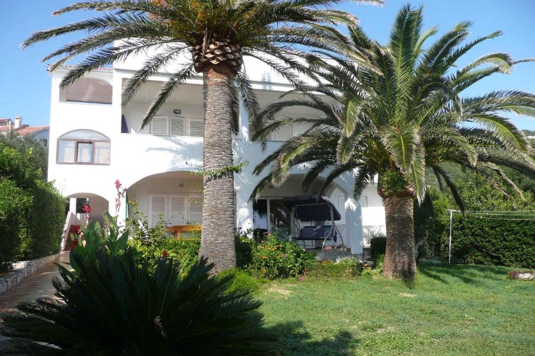 Photo of Buildings in Banjol