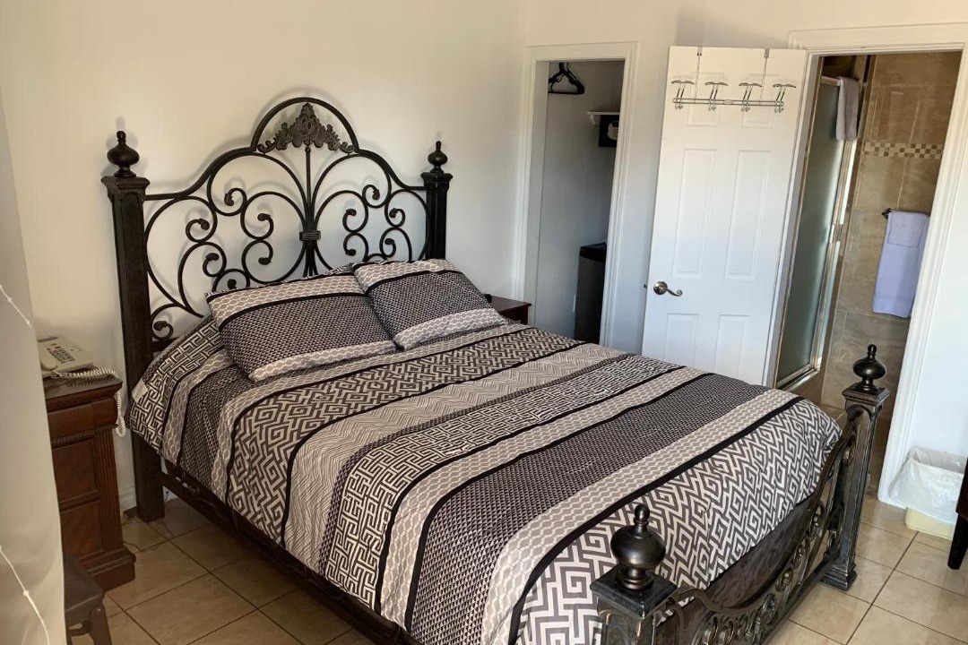 Photo of Bedroom in Downtown Gatineau