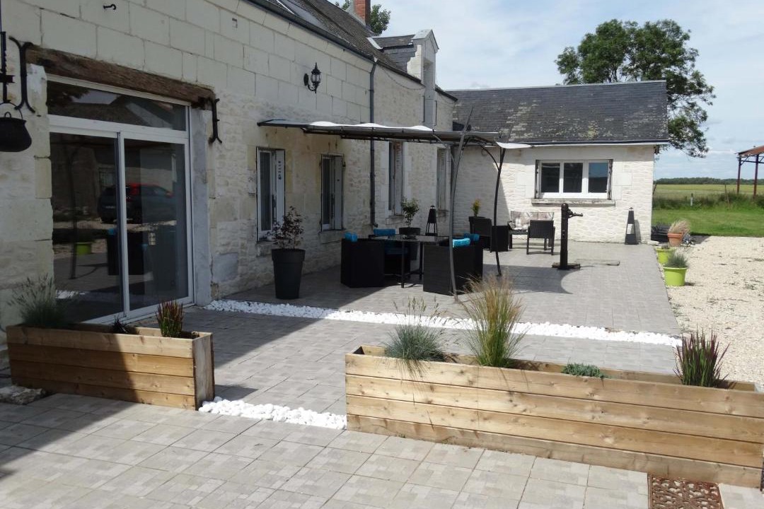 Photo of Buildings in Sambin