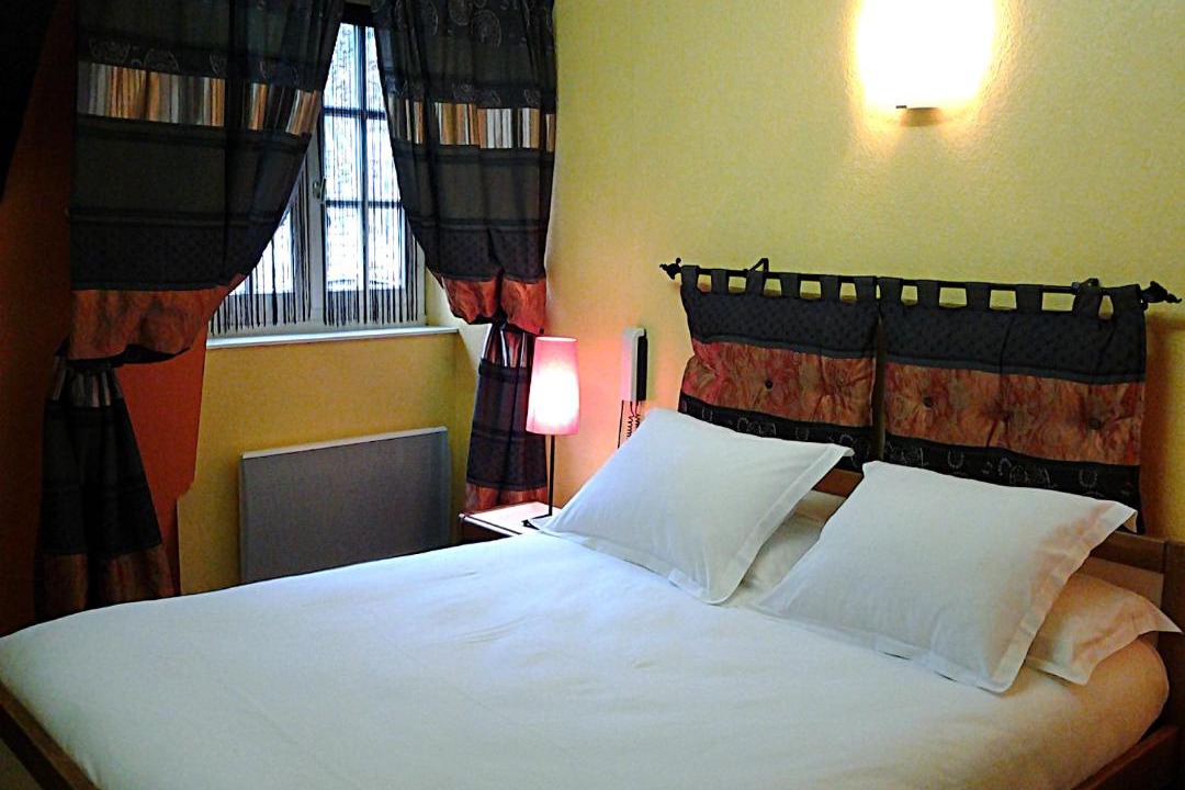 Photo of Bedroom in Dinan