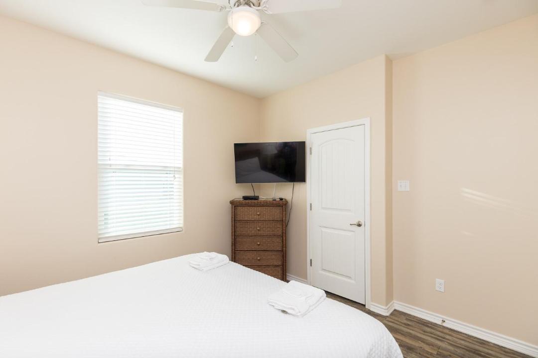 Photo of Bedroom in Corpus Christi