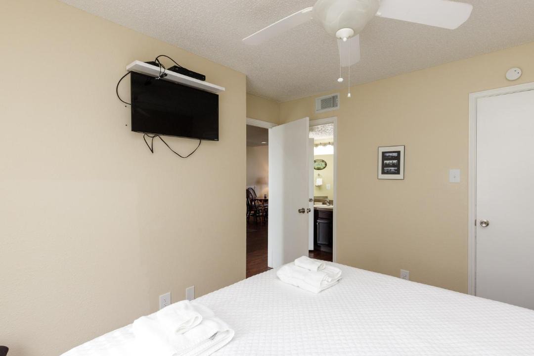 Photo of Bedroom in Corpus Christi