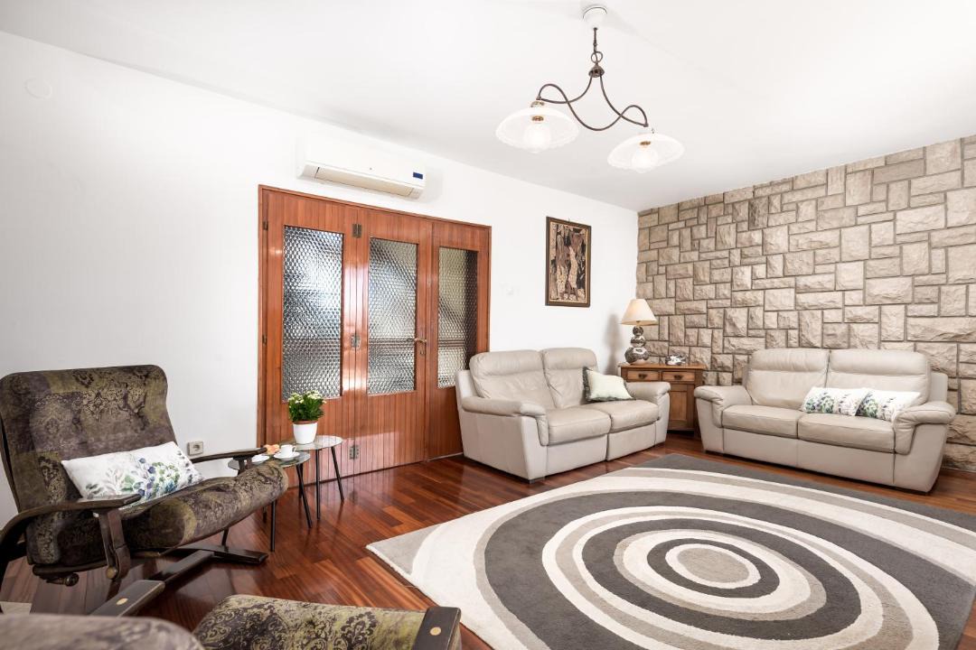 Photo of Livingroom in Bakar
