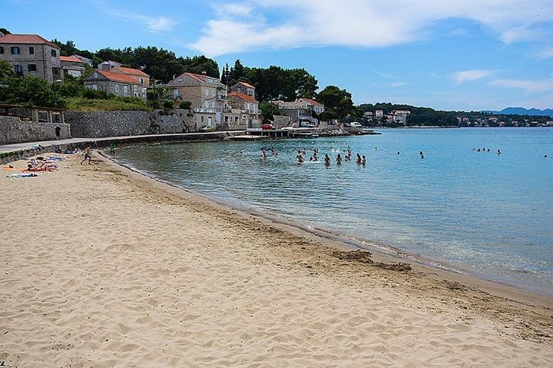 Photo of Outdoor in Cove Tri Zala (Zrnovo)