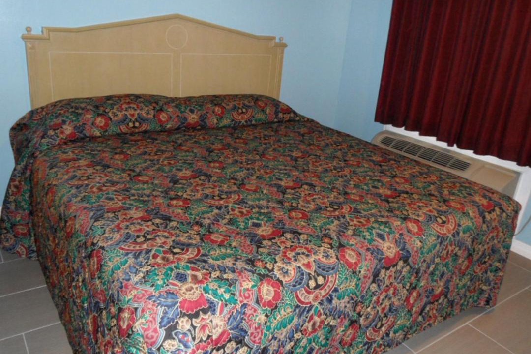 Photo of Bedroom in Seaside Heights