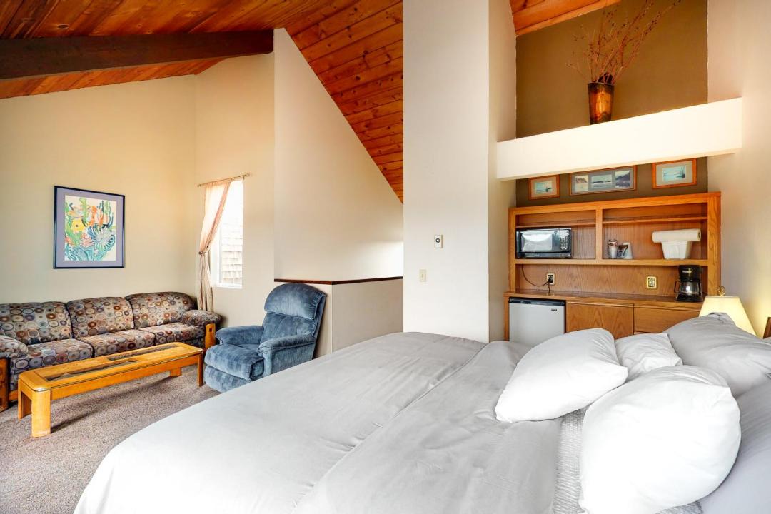 Photo of Bedroom in Historic Bayfront